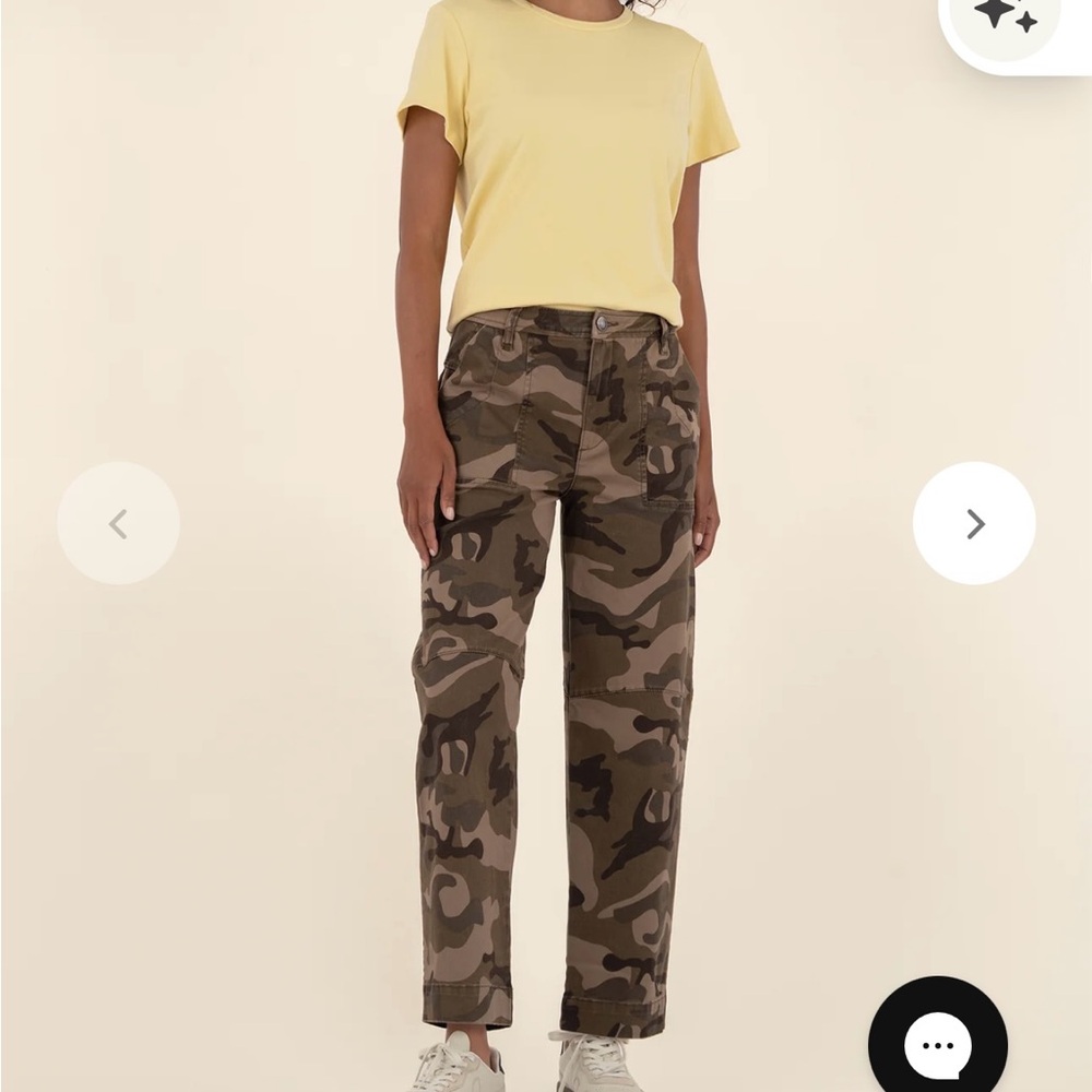 Kit from the Kloth Ashton high rise barrel leg pants